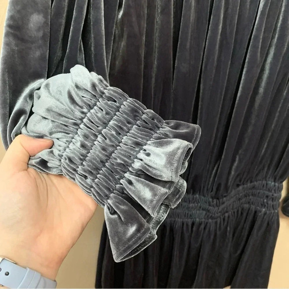 Norma Kamali Peasant Mini Dress in Pewter Size Small - Picture 4 of 8